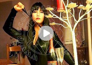 Video mistress trans padrona sakura asiatica padova